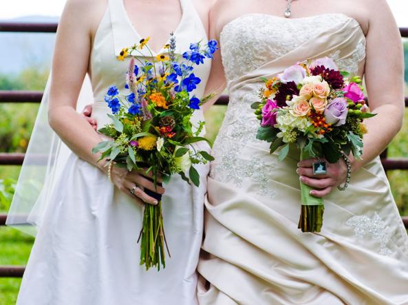 Unioni civili, sì all'assegno di divorzio a una coppia di donne