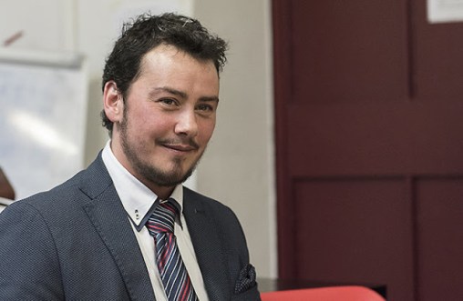 A Tromello, Pavia, il primo sindaco transgender d'Italia.