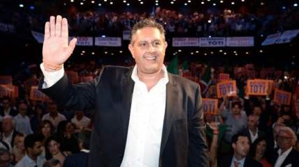 Fi, Toti lascia: "Ognuno va per conto suo, buona fortuna". Carfagna: "Così si uccide il partito"