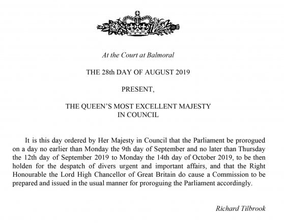 Brexit, Johnson chiude il Parlamento fino al 14 ottobre: la Regina autorizza sospensione