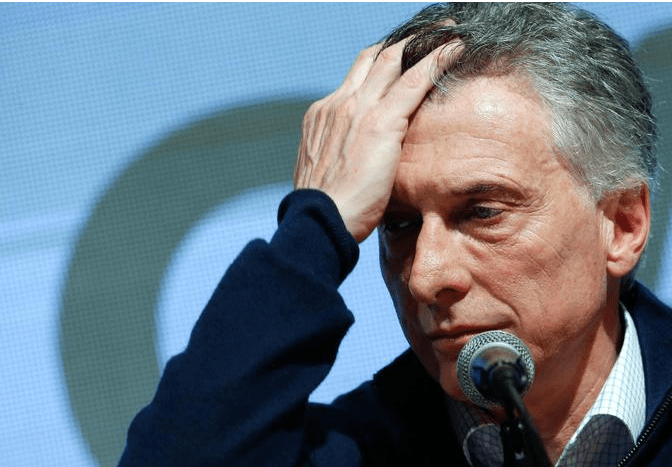 Argentina, sconfitta Macri. Dollaro +34% e borsa giù del 31%