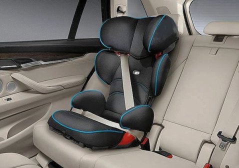 Mai più bimbi abbandonati in auto. La Legge Meloni è finalmente realtà