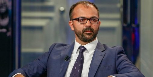 Fioramonti si è dimesso.