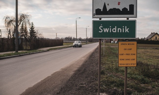 La Polonia introduce 91 leggi anti-gay