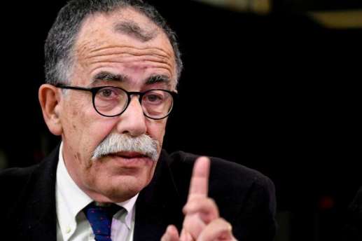 Suppletive Napoli: Ruotolo eletto senatore con il 48,45%. Bassa l'affluenza, al 10%