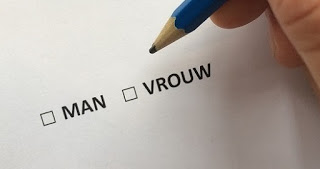 Olanda, governo indennizzerà persone trans obbligate a sterilizzarsi