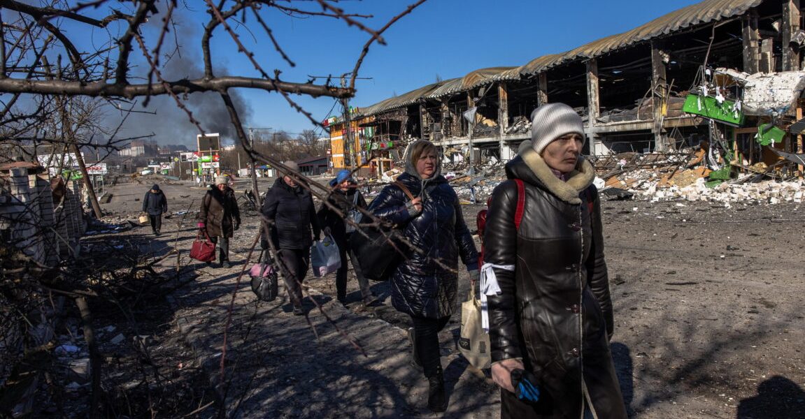 Bucha, le rivelazioni di Der Spiegel: nei messaggi radio dei russi le indicazioni per il massacro