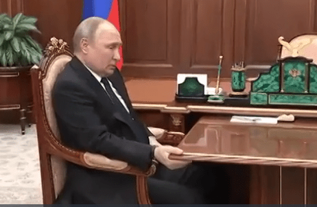 Putin è malato il video che rilancia i dubbi sul suo stato di salute